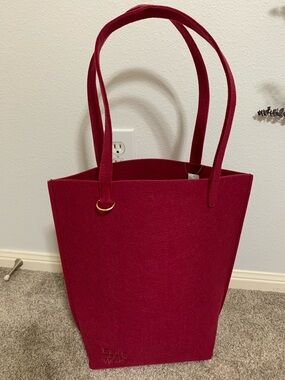 *NEW* 2025 BATH & BODY WORKS BLACK FRIDAY Felt Maroon Standing Tote Bag NWT